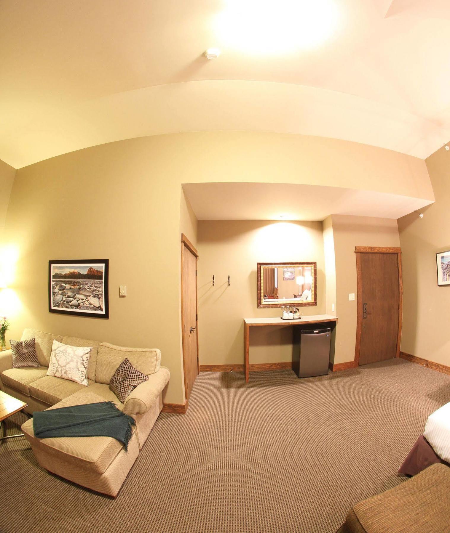 Copper Horse Lodge Golden Dış mekan fotoğraf