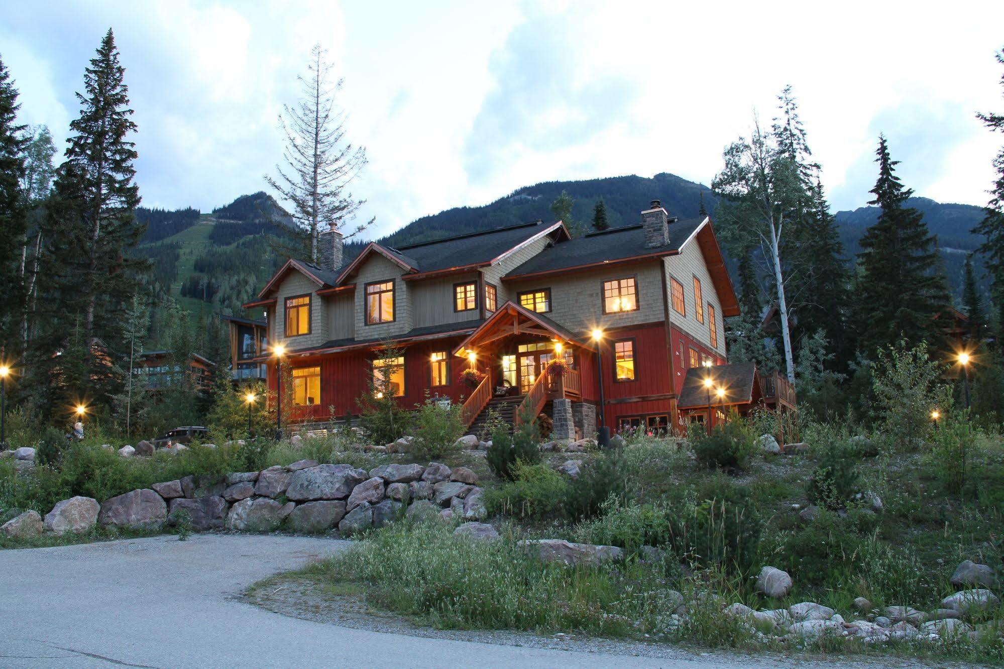 Copper Horse Lodge Golden Dış mekan fotoğraf